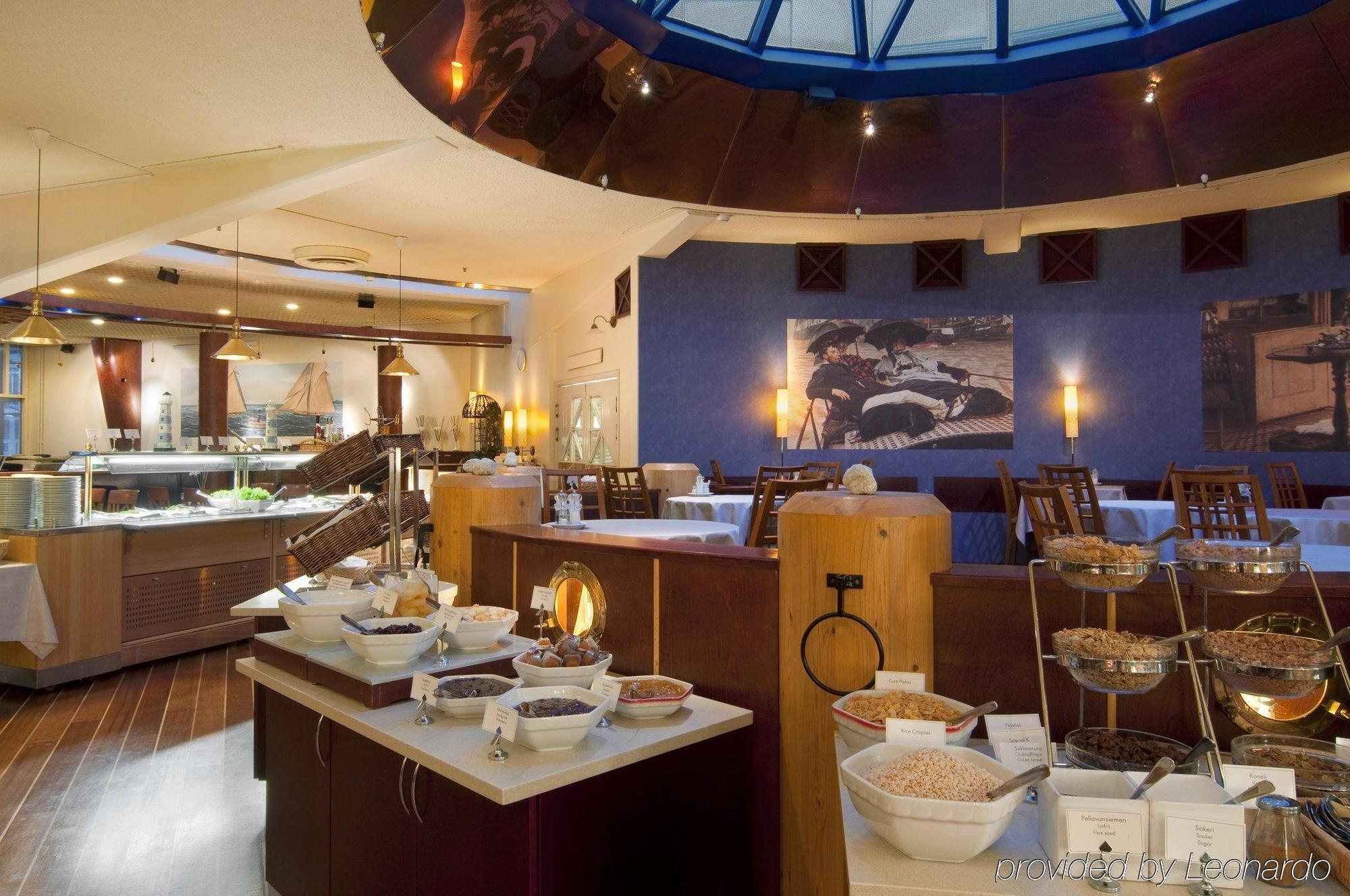 Holiday Inn Turku Restaurant photo
